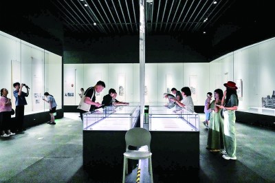 华利配资  【带你一起看大展】筑基于笔 建勋于墨——黄宾虹大型专题展览在深圳美术馆启幕